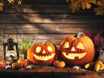 Haunted by Headaches? Tips to Manage Migraine Triggers This Halloween
